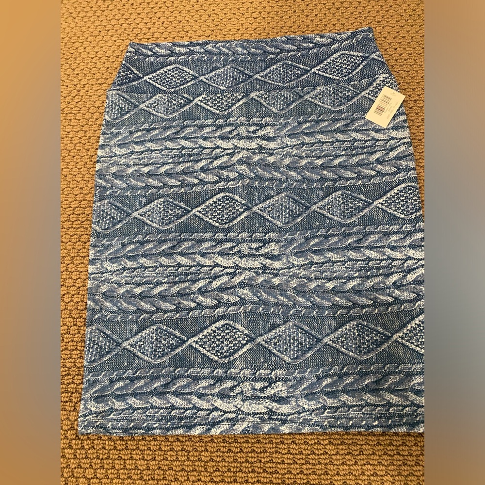 LuLaRoe Cassie Blue Patterned Pencil Skirt